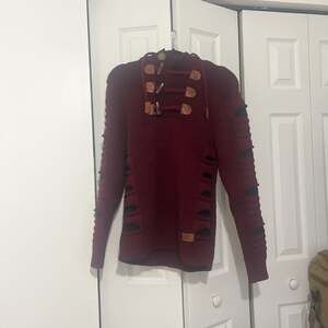 LCR Men's Medium Burgundy and Black Knit Hooded Sweater Size
Medium